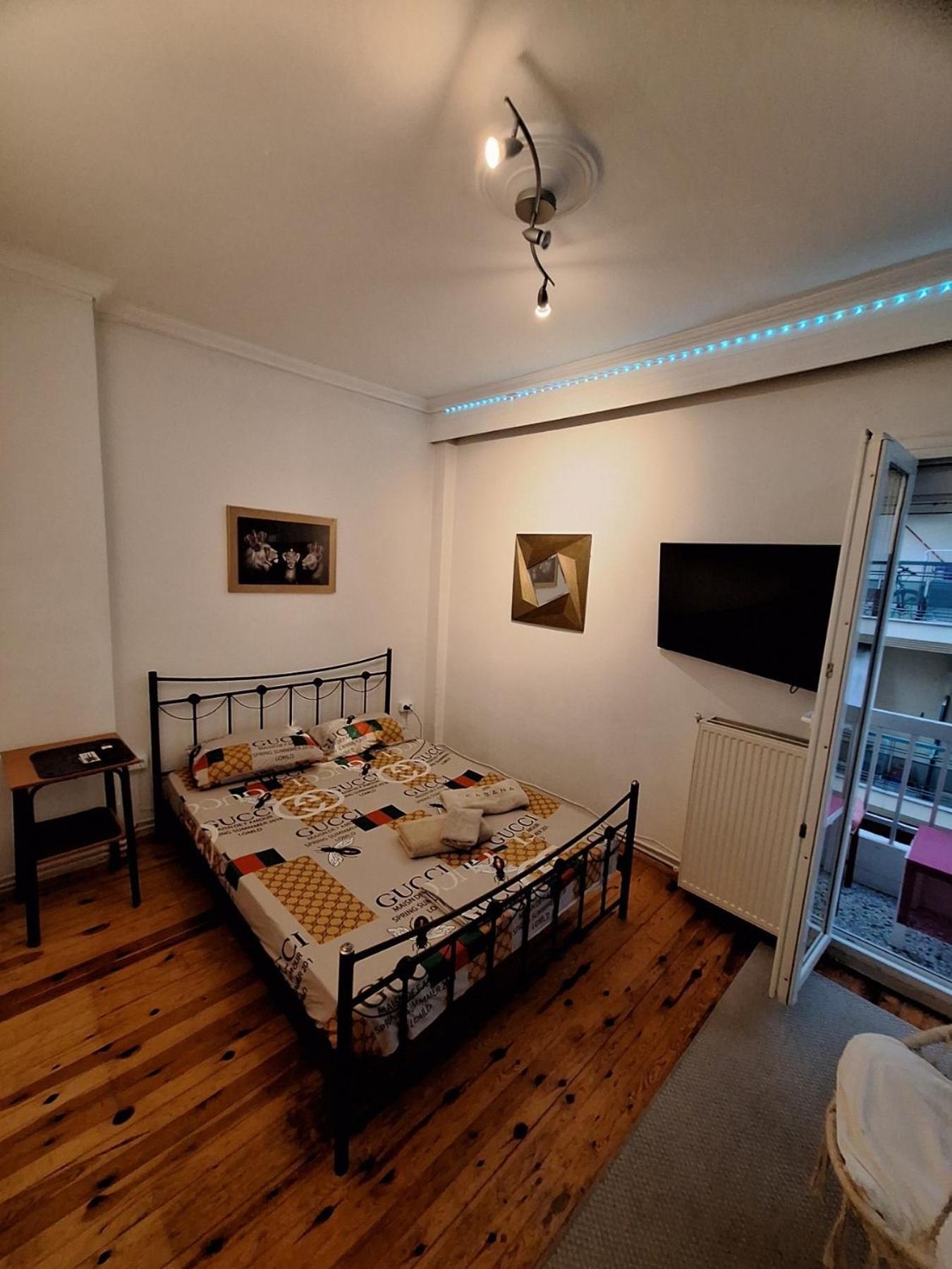 Queen Suites 60M2 塞萨洛尼基 外观 照片
